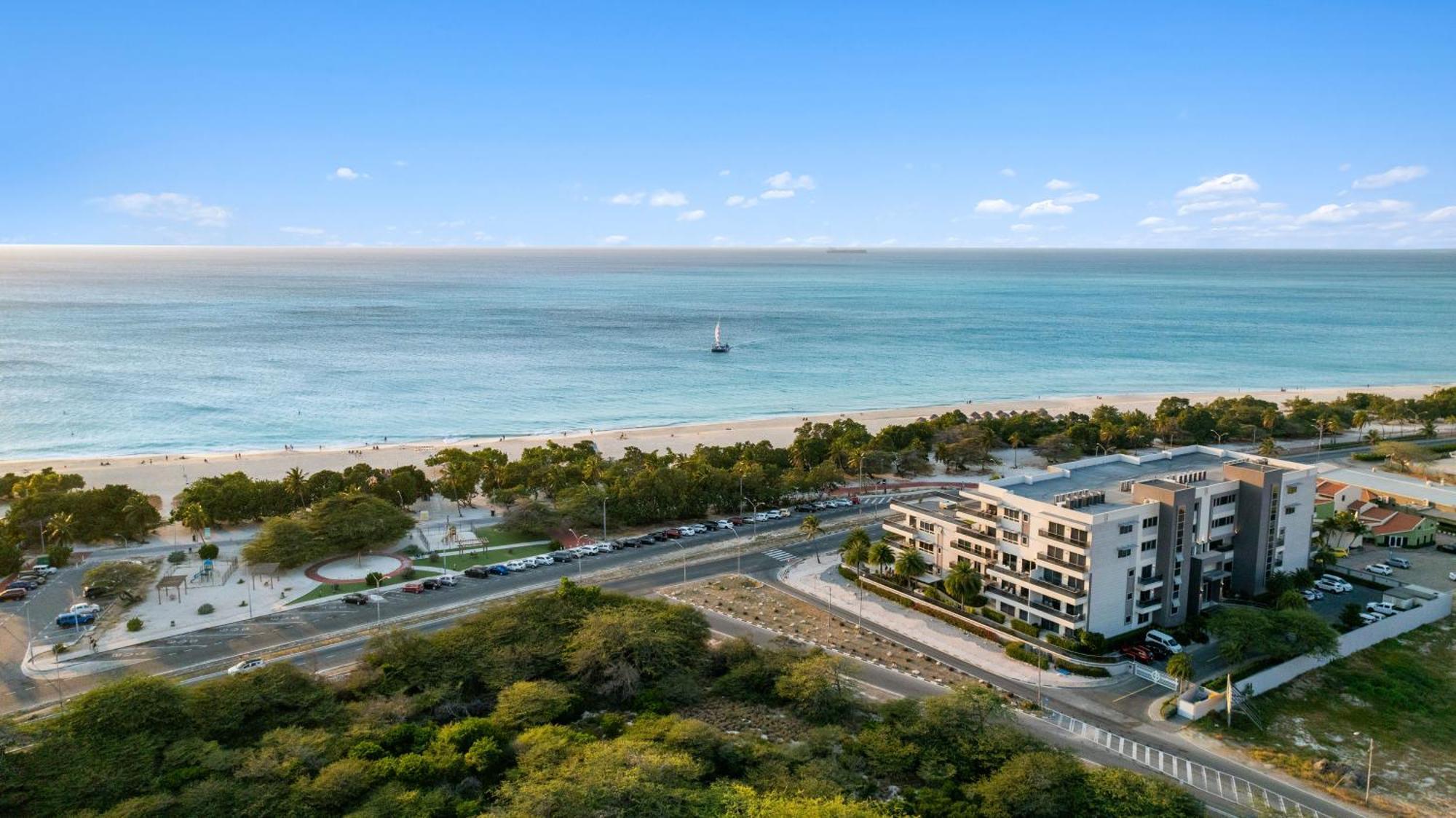 O Condominium Beachfront Residences, By Bocobay Aruba Палм Бич Экстерьер фото